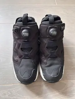 【Reebok】インスタポンプフューリー ブラック 24cmのサムネイル
