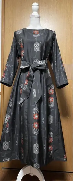 着物リメイク　村山大島のAラインワンピース　リボン(共布紐ベルト)付き 着物リメイク 村山大島のAラインワンピース リボン(共布紐ベルト)付き