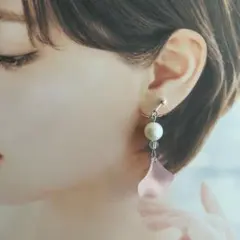 【ハンドメイド】 イヤリング 桜 花びら 薄いピンク 軽量