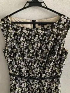 TOCCA 花柄刺繍 ノースリーブワンピース 0のサムネイル