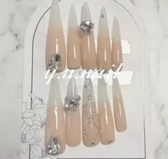 韓国　ギャル　ベイビーブーマー　ロングネイル　スナ系　量産型　y2k ワンホン