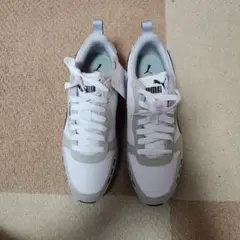 PUMA（プーマ） R78 373117-02 スニーカーメンズ 27CM箱付き