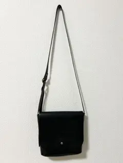 【最終値下げ】TENTE スクエアショルダーバッグ
