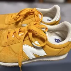 ニューバランススニーカー