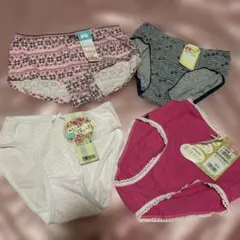 ショーツ 4枚セット S、M、L 業者クリーニング済み