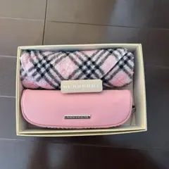 BURBERRY ピンク チェック柄 ポーチ&ハンドタオル