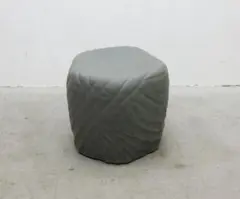 イタリア TONON トノン リバーストーン スツール プフ オットマン 2