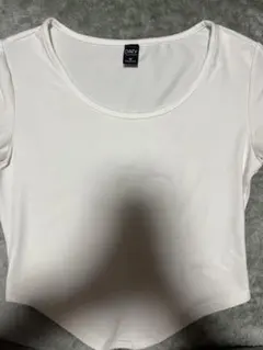 shein Dazy ホワイトTシャツ