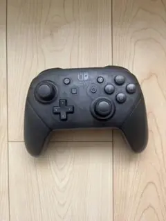 Nintendo Switch Pro Controller ブラッ
