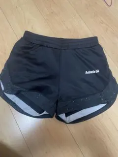 美品☆アドミラルテニス センタースリット ショートパンツ レディース