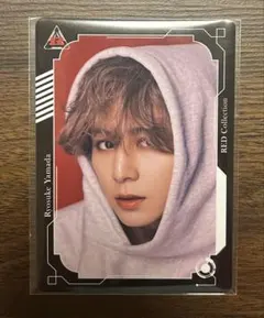 山田涼介RED 初回限定版2封入 ビジュアルカードB