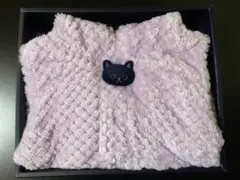 【新品未使用】出産祝に♡アナ スイ・ミニ　猫ベスト ギフトBOX入り