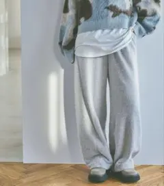 フワフワフェザースウェットパンツ　ニコアンド