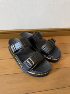 極美品！Luis グルカサンダル 黒 厚底 約6cm 美脚 脚長効果 大人気 極美品！Luis グルカサンダル 黒 厚底 約6cm 美脚 脚長効果 大人気