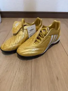 adidas プレデター　アプソラドパワースワーブ　TF トレシュ　23.0