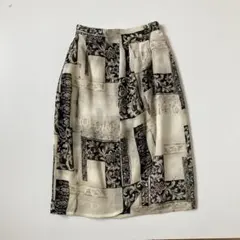 クラシカル 総柄 フレアスカート ペイズリー柄 ミドル丈 ベージュ きれいめ古着