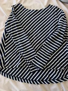 PETIT BATEAU ボーダー長袖カットソー 2