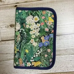 ユキエモン　ボタニカルフラワー　ハンドメイド　お薬手帳ケースのサムネイル