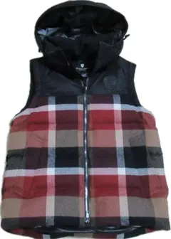 ブラックレーベルクレストブリッジ 新品！フード付きCBチェック柄ダウンベスト Ｌ