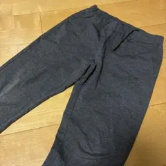 UNIQLO ジャージ　グレー　140