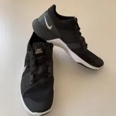 NIKE スニーカー　シューズ　25.5センチ