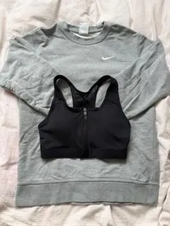 NIKE スポーツブラ　トレーナー