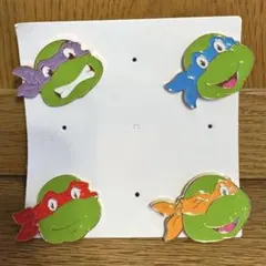 レア！正規品　未使用品　ミュータントタートルズ ピンバッジ 4個セット