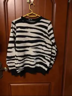 ゼブラ柄 長袖カットソー