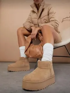 SHEIN シーイン　ムートンブーツ