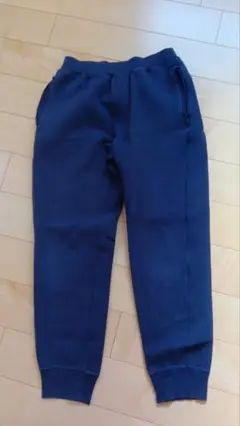 UNIQLOネイビー長ズボン ジッパーポケット付き150cm