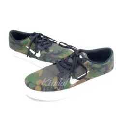 Nike sb カモフラ