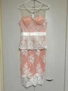 ピンク レース装飾 タイトドレス