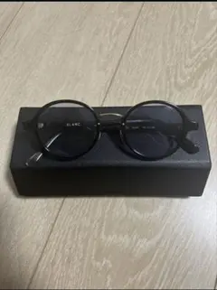 BLANC ブラック　ラウンドサングラス　ケース付きのサムネイル
