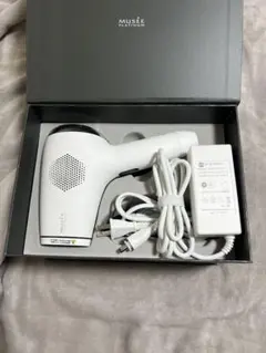 ミュゼ エピフォト スキンケアプロ 美容脱毛器のサムネイル