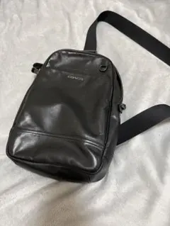 COACH ブラックレザー ショルダーバッグ