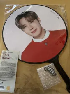 BTS MAP OF THE SOUL ON:E うちわ