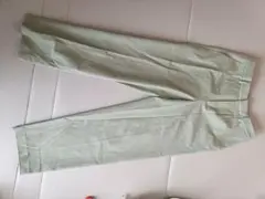 ユニクロ　スマートアンクルパンツ　緑　グリーン