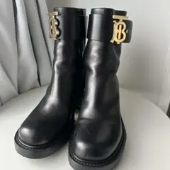 Item thumbnail for item 402a5cf3-8f3a-43ba-a860-d25d0ae0ce0d