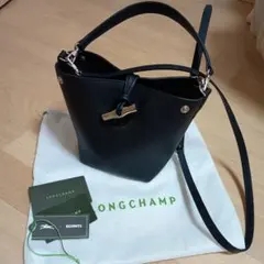 LONGCHAMP　ブラックショルダーバッグ