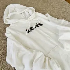 春 薄手◆リーバイス◆長袖フルパーカー【XS】 白 プリントロゴ 丈長めゆったり