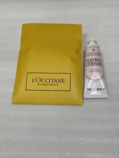 L'OCCITANE FLEURS ハンドクリーム 30ml
