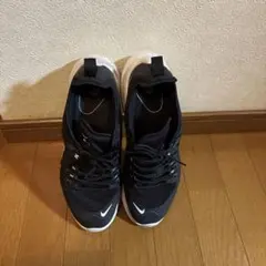 Nike ナイキ　エアマックスブラックランニングシューズのサムネイル