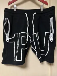 1PIU1UGUALE3 RELAX ウノピュウノウグァーレトレ　ショートパンツのサムネイル