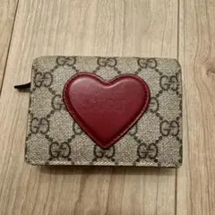 【美品】GUCCI グッチ　長財布　ラブリーハート　エナメル　赤　レッド GUCCI 長財布 エナメルレザー 赤 ラブリーハート
