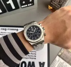 【新品・箱付き】クォーツ腕時計 メンズ 42mm シルバーブラック 即発送のサムネイル