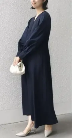 SHIPS ネイビー 長袖 Vネック ワンピース　サイズ36