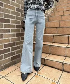 continuer de NICE CLAUP キラキラセミフレアデニム