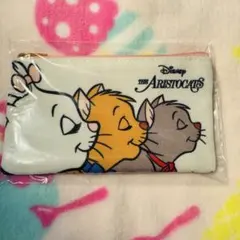 ディズニーストア シークレットポーチ おしゃれキャット マリー