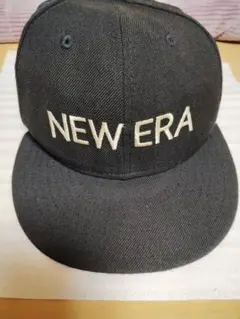 NEW ERA 黒 フラットビルキャップ
