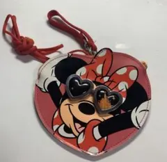 ミニーマウス ハート型パスケース